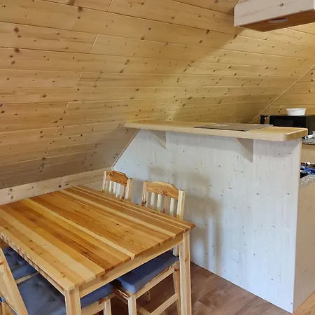 Rum i privatbostad Niki *